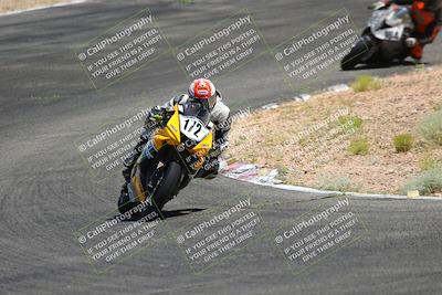 media/Jun-05-2022-WERA (Sun) [[64b01df28d]]/Race 13 senior superbike/